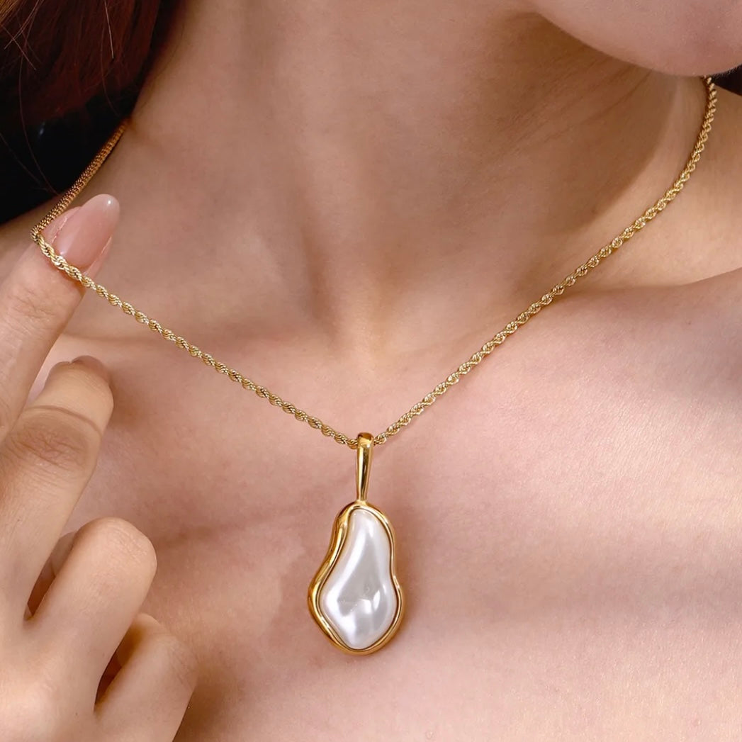 COLLAR