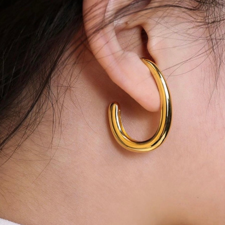 ARETES CLAIREE