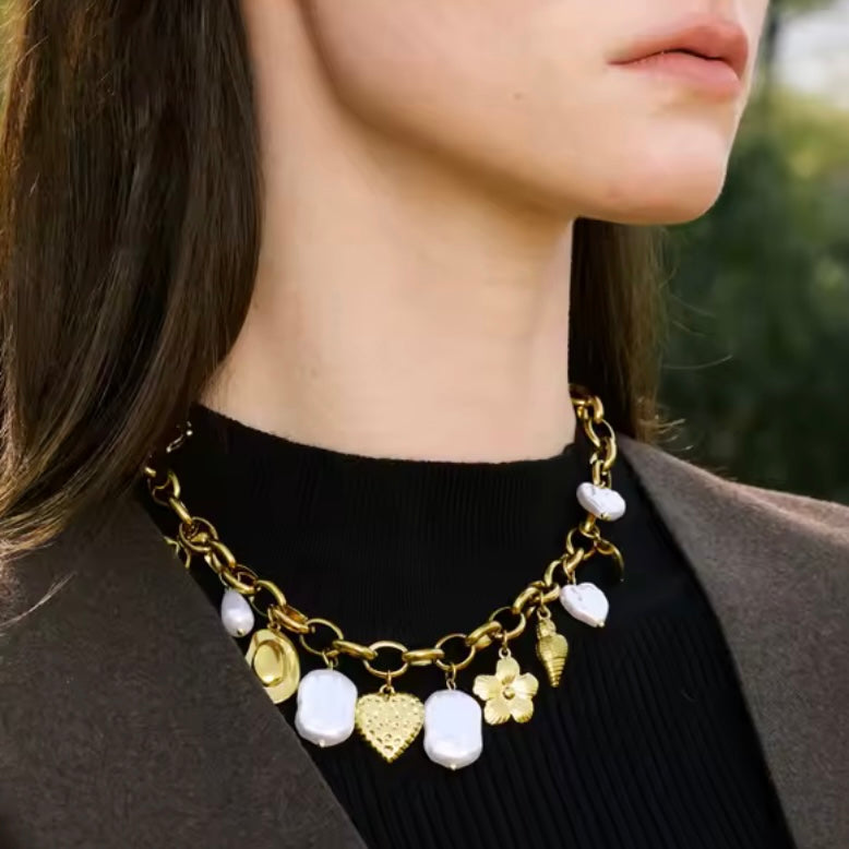 COLLAR