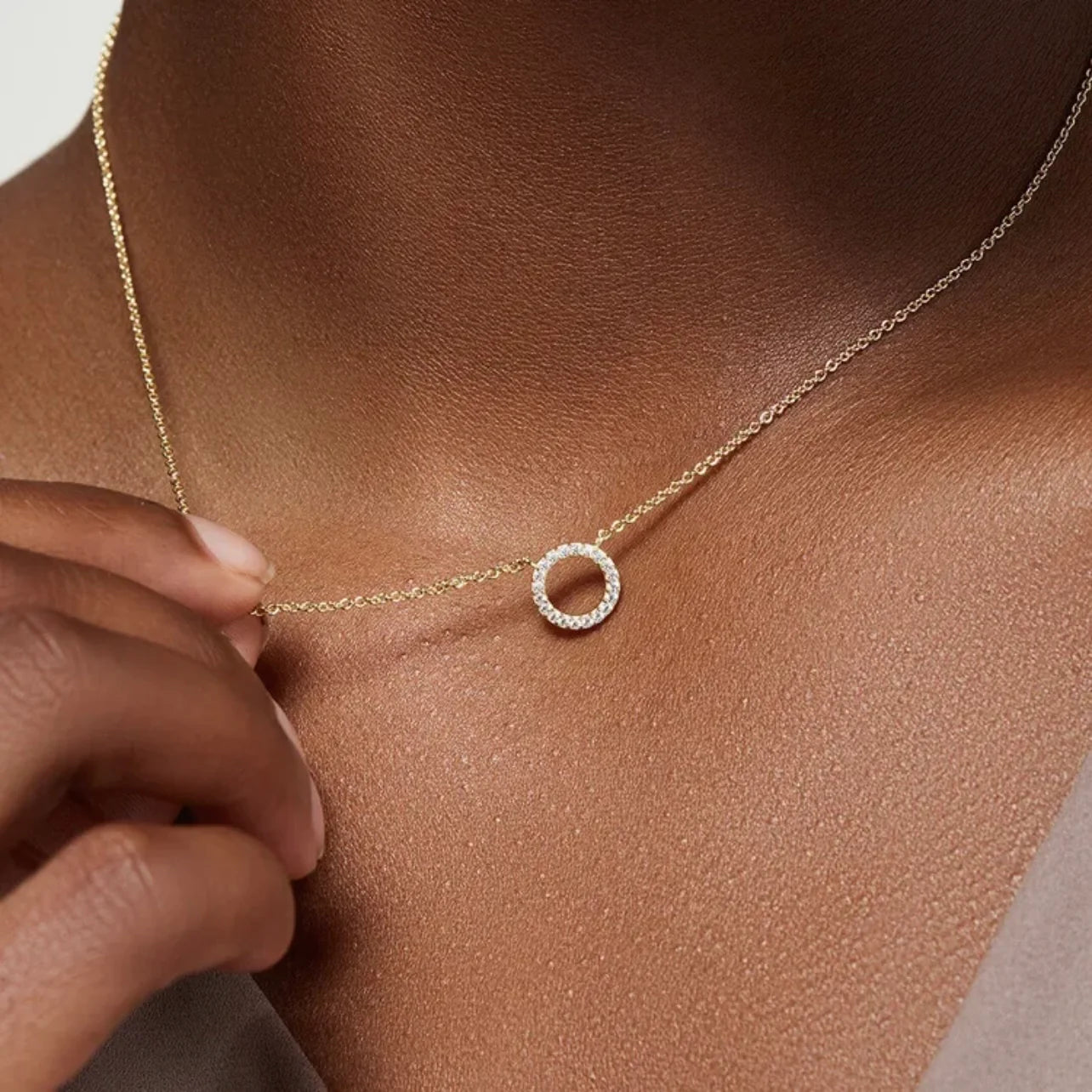 COLLAR NOOR