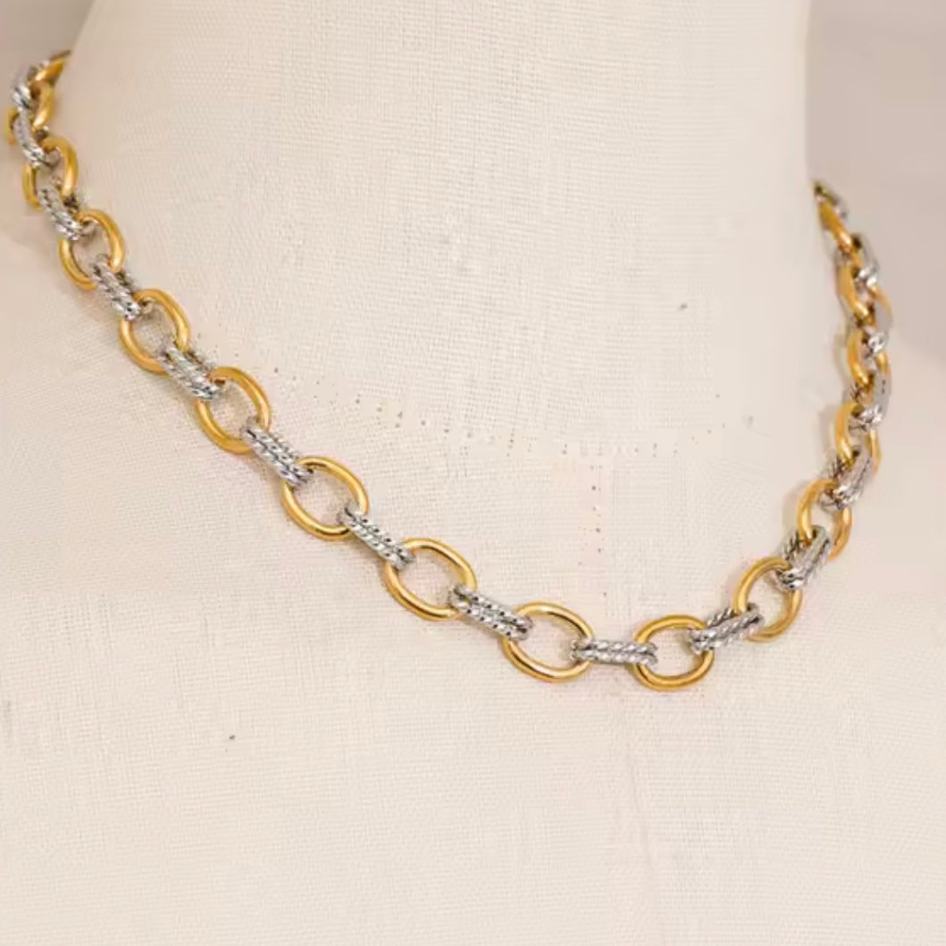 COLLAR