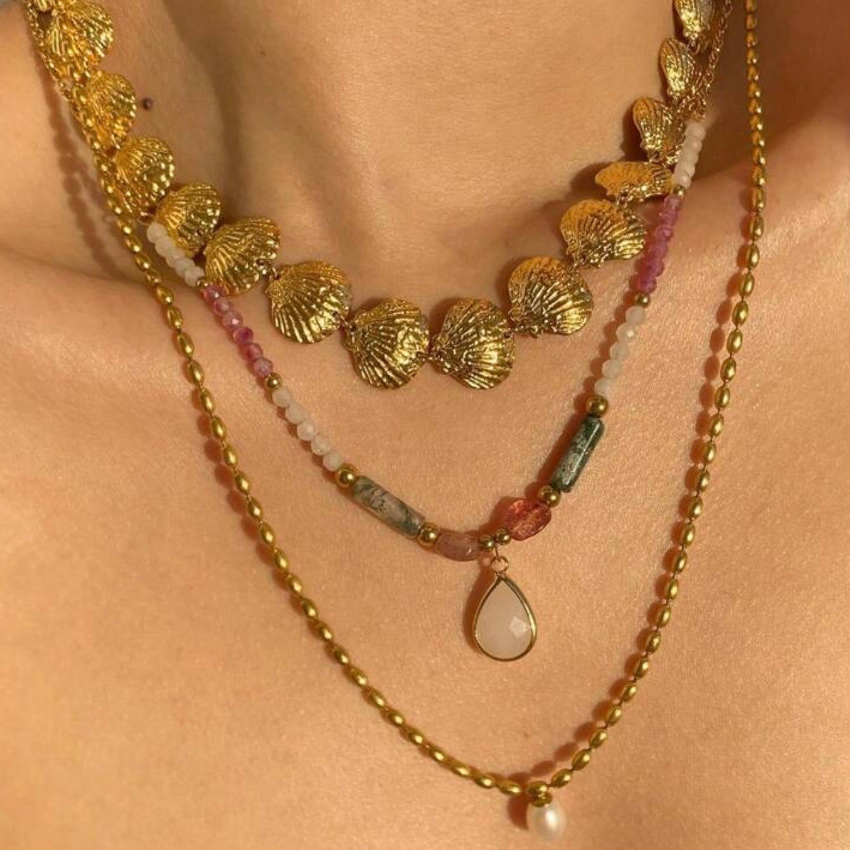COLLAR SUMMER