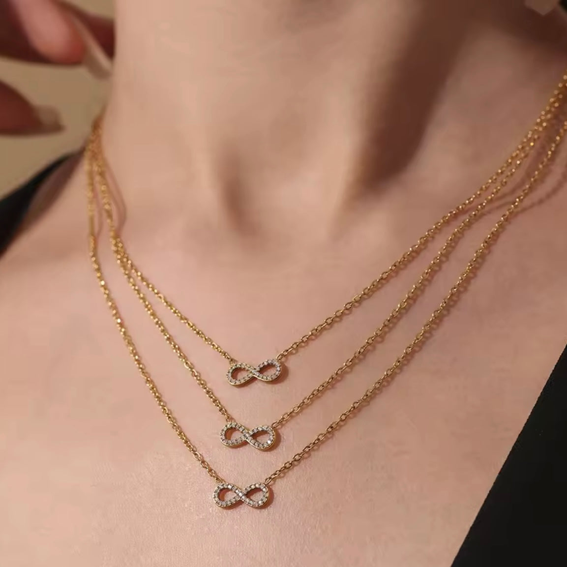 COLLAR