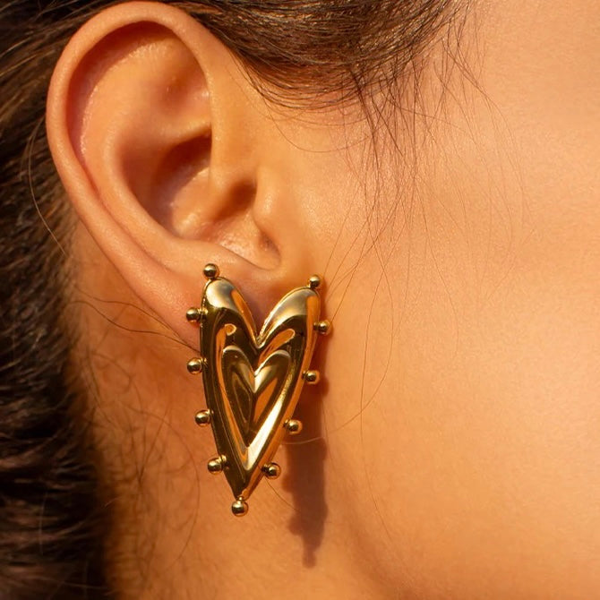 ARETES DASHURI