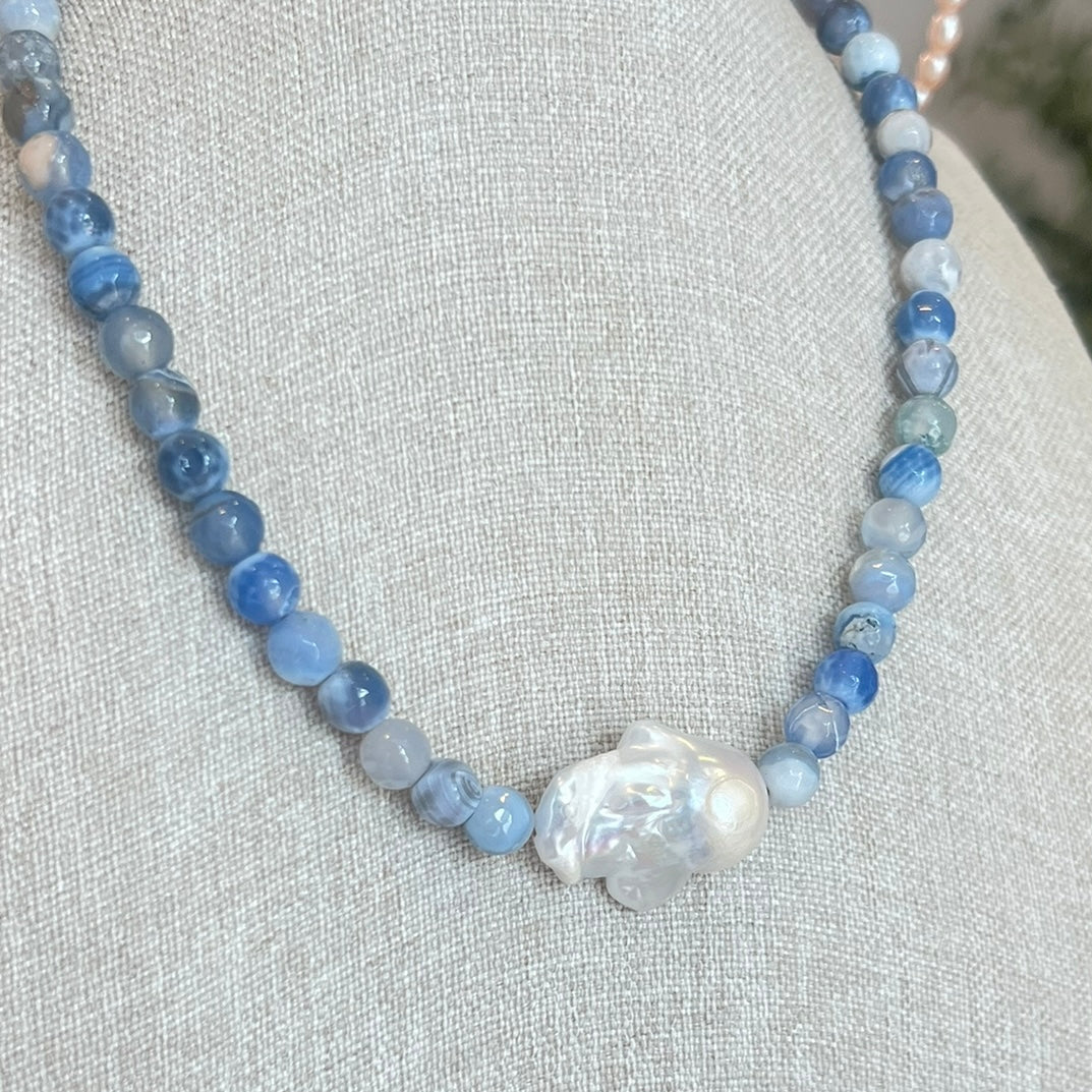 COLLAR