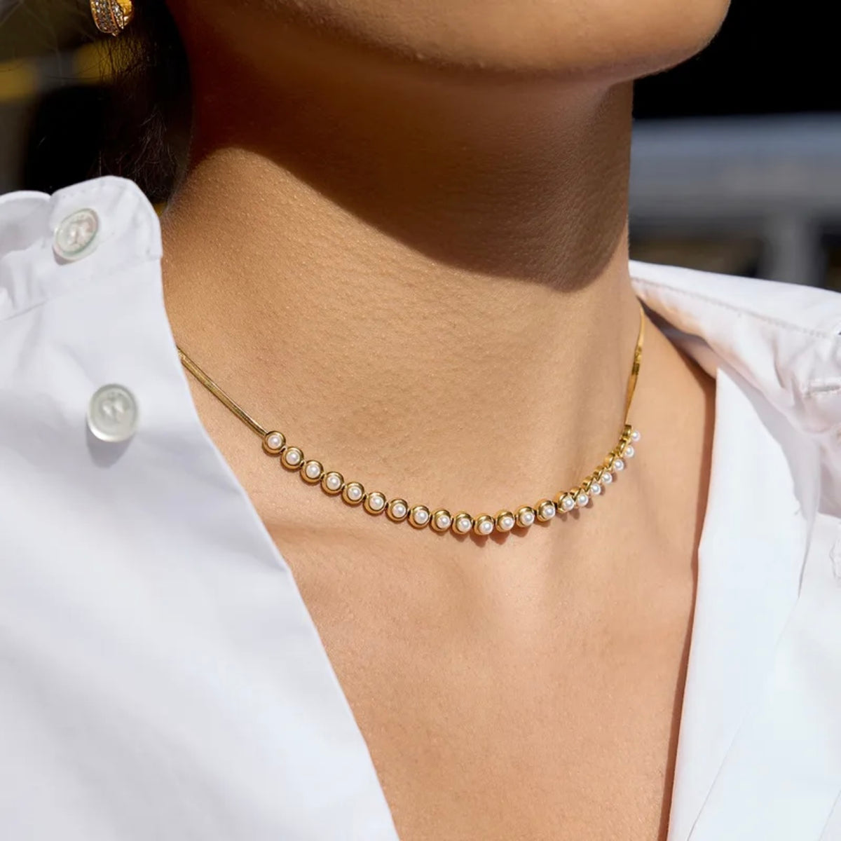 COLLAR