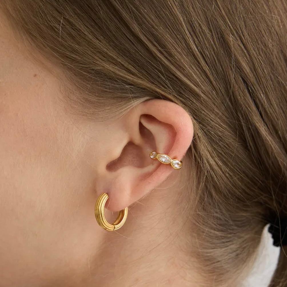 EAR CUFF