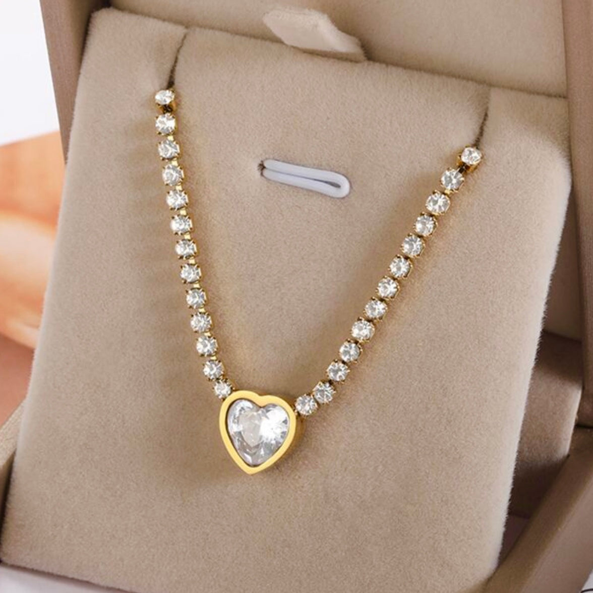 Collar Crystal Love