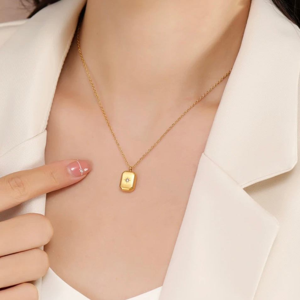 COLLAR STELLA