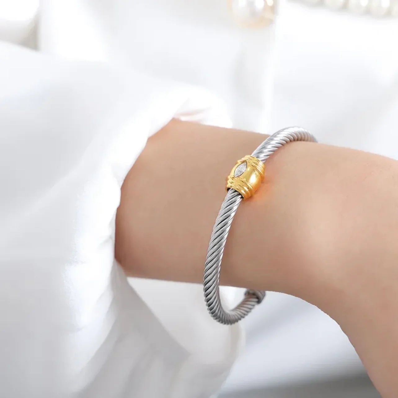 BRAZALETE UNIVER