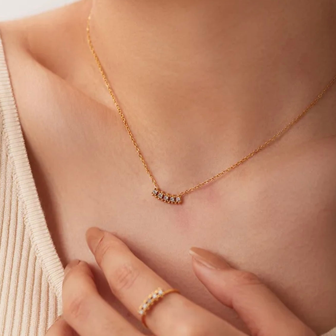 COLLAR LUCY