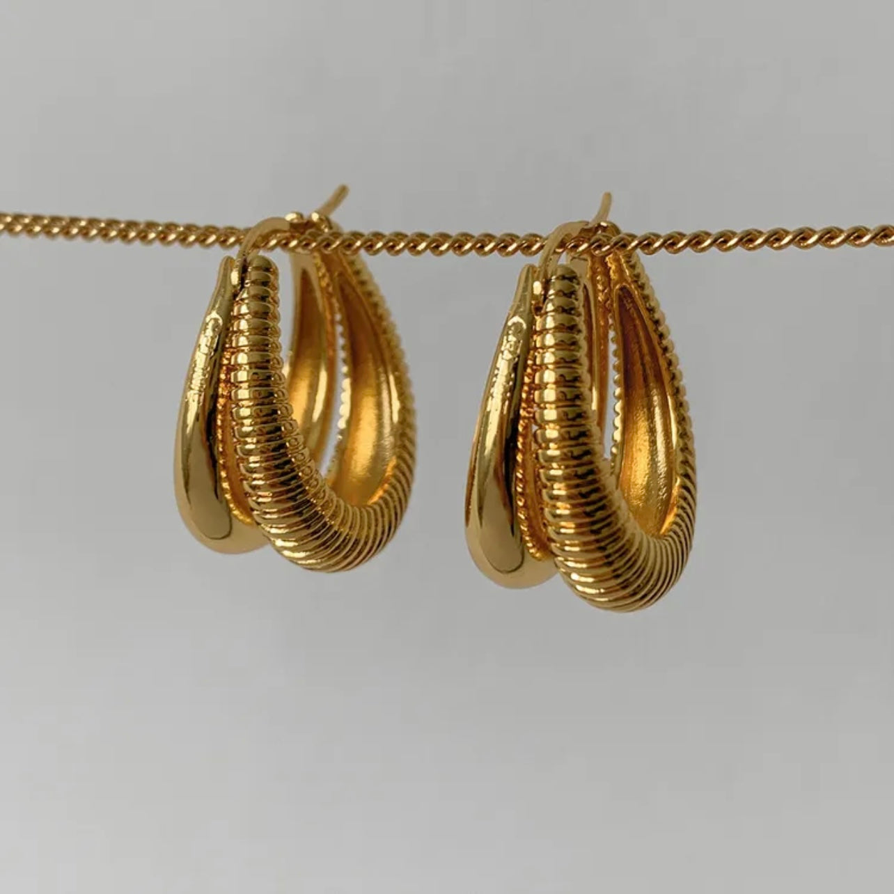 ARETES LENA