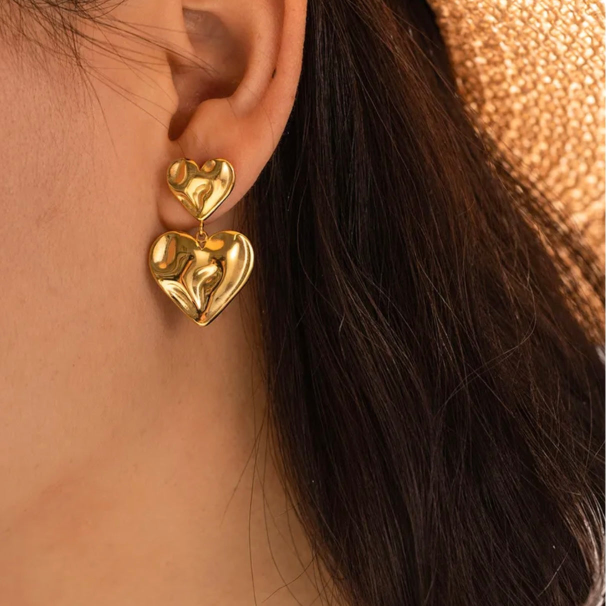 ARETES LOVELY