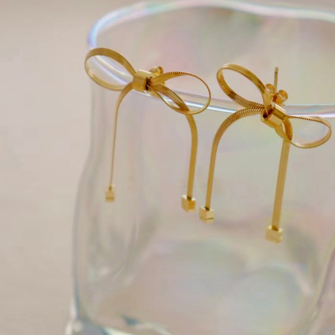 ARETES COQUETTE