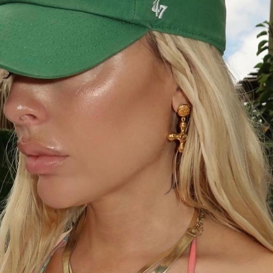 ARETES AUREM