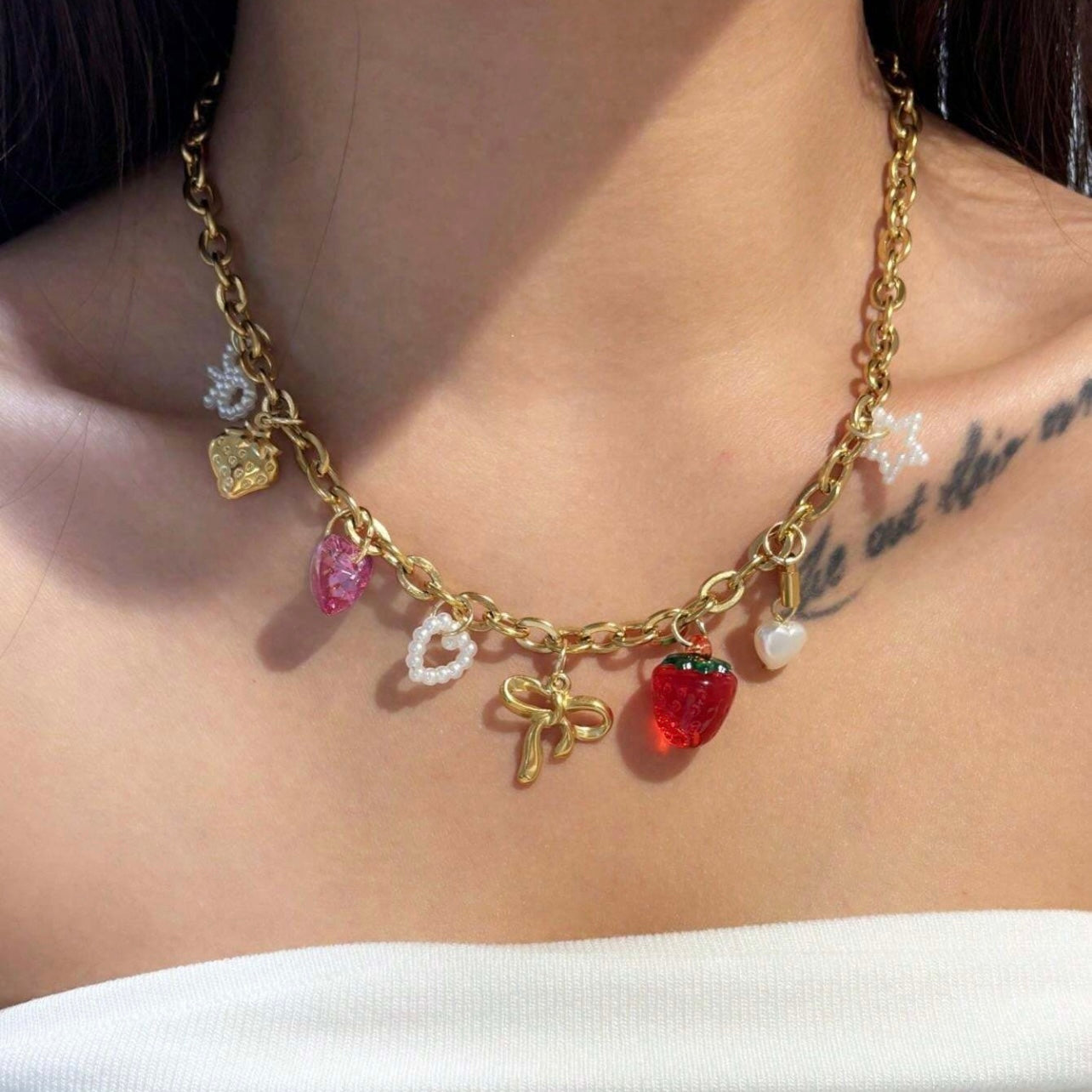 COLLAR CORALINE