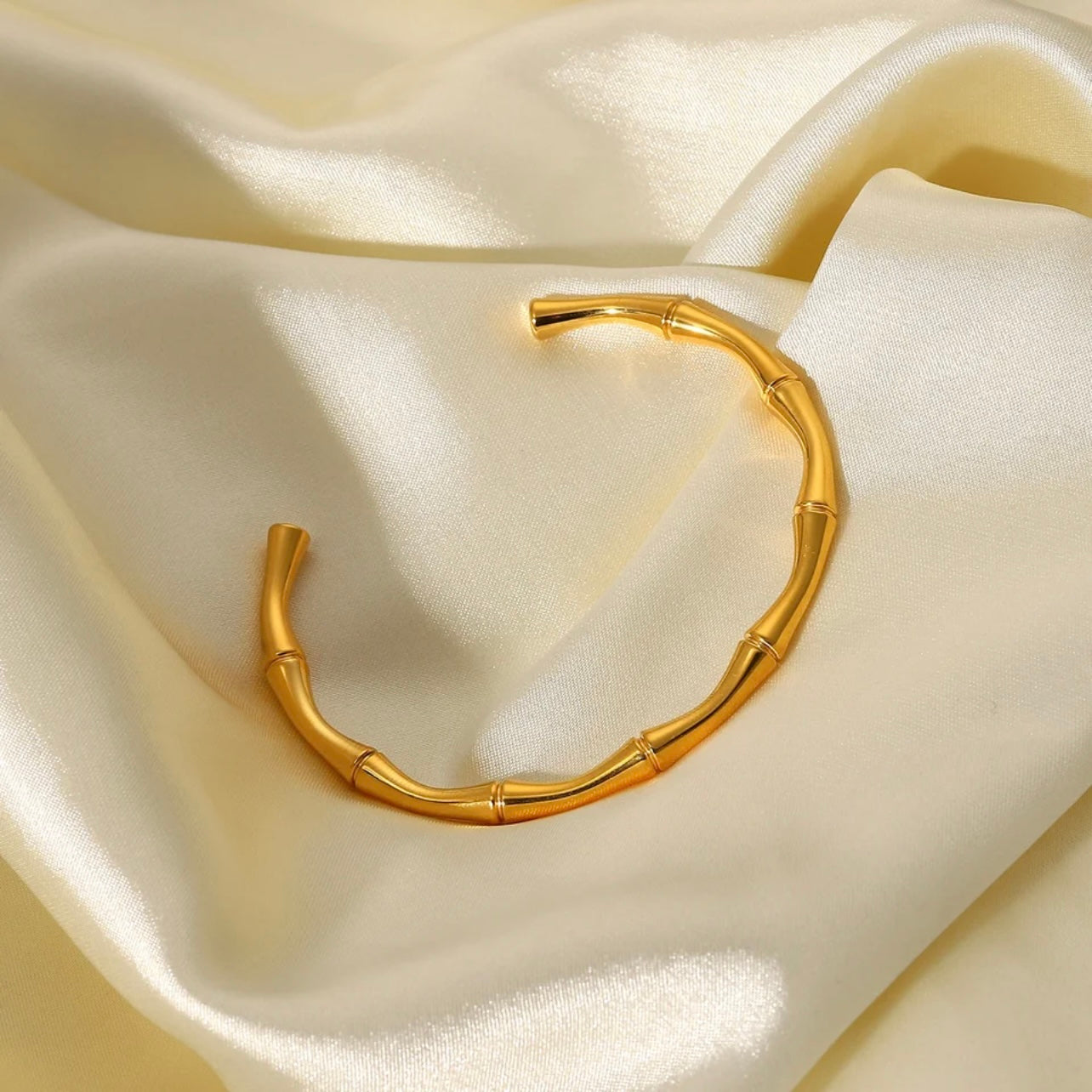 PULSERA BAMBÚ