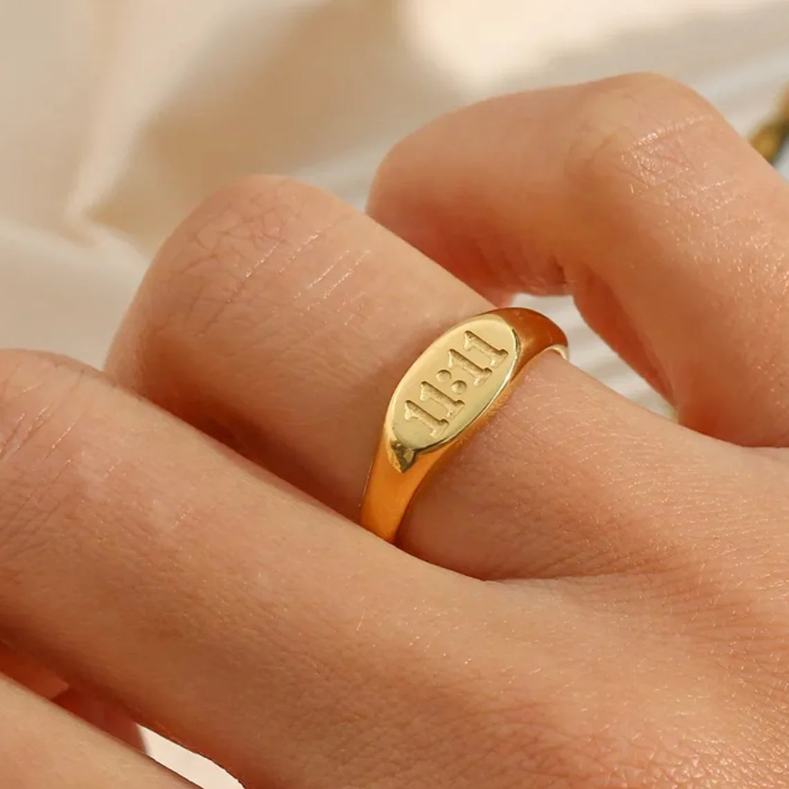 ANILLO