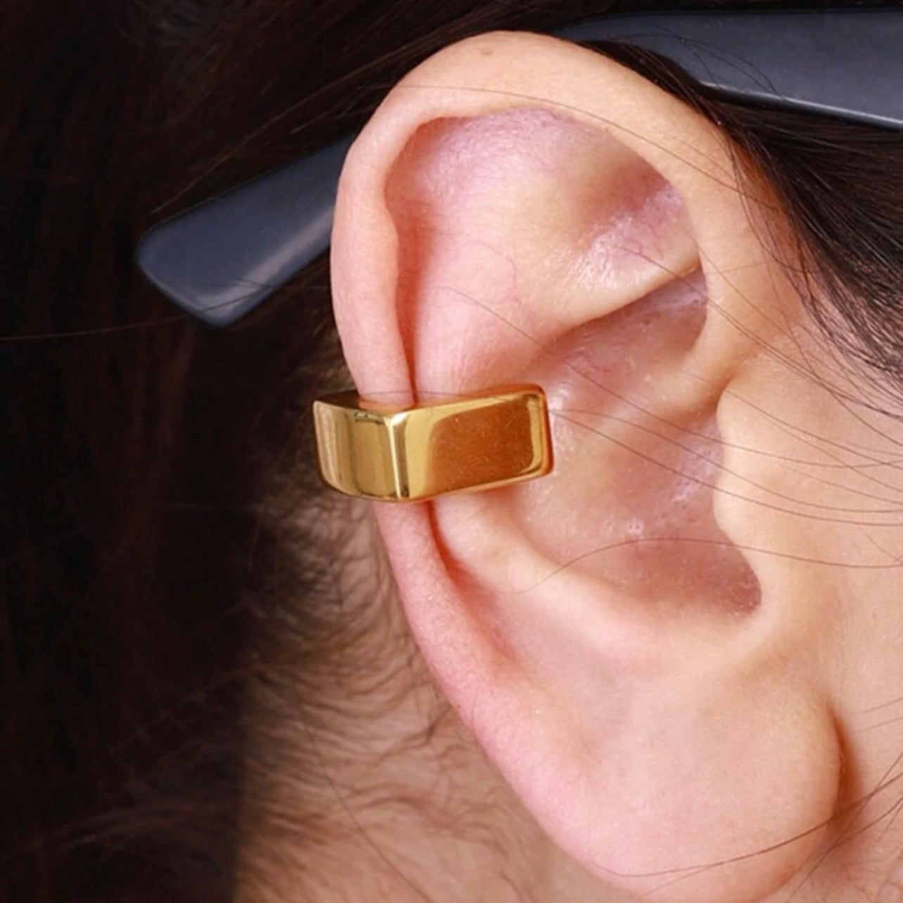 EAR CUFF