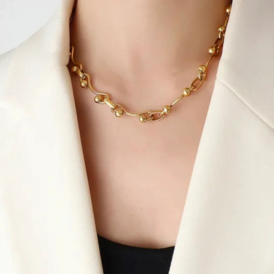 COLLAR EMILY