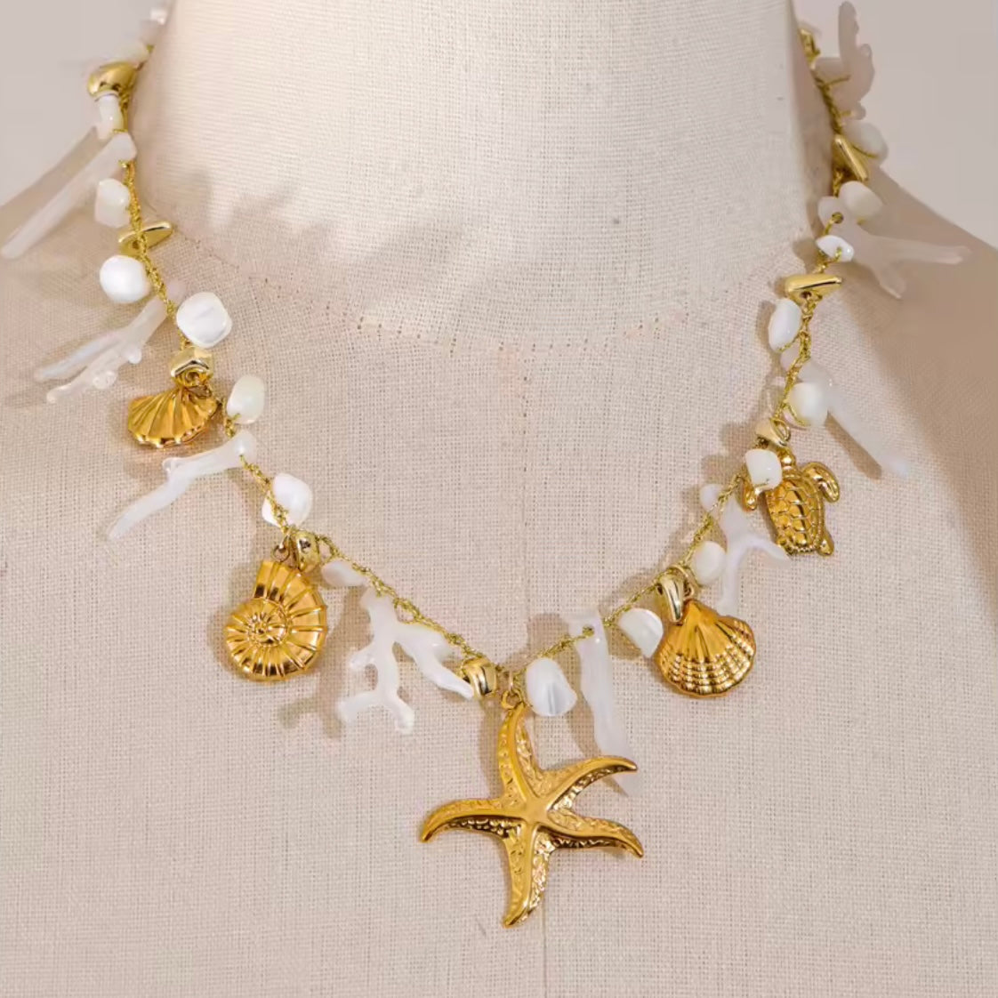 COLLAR BAHARINI