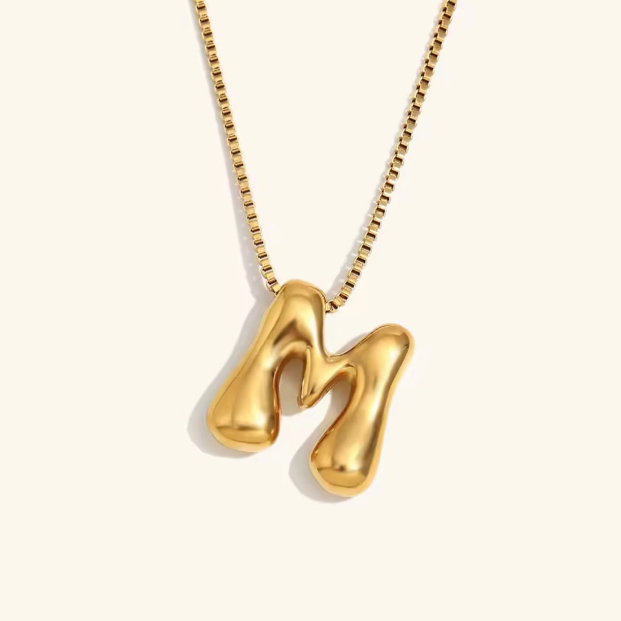 COLLAR BELLAH