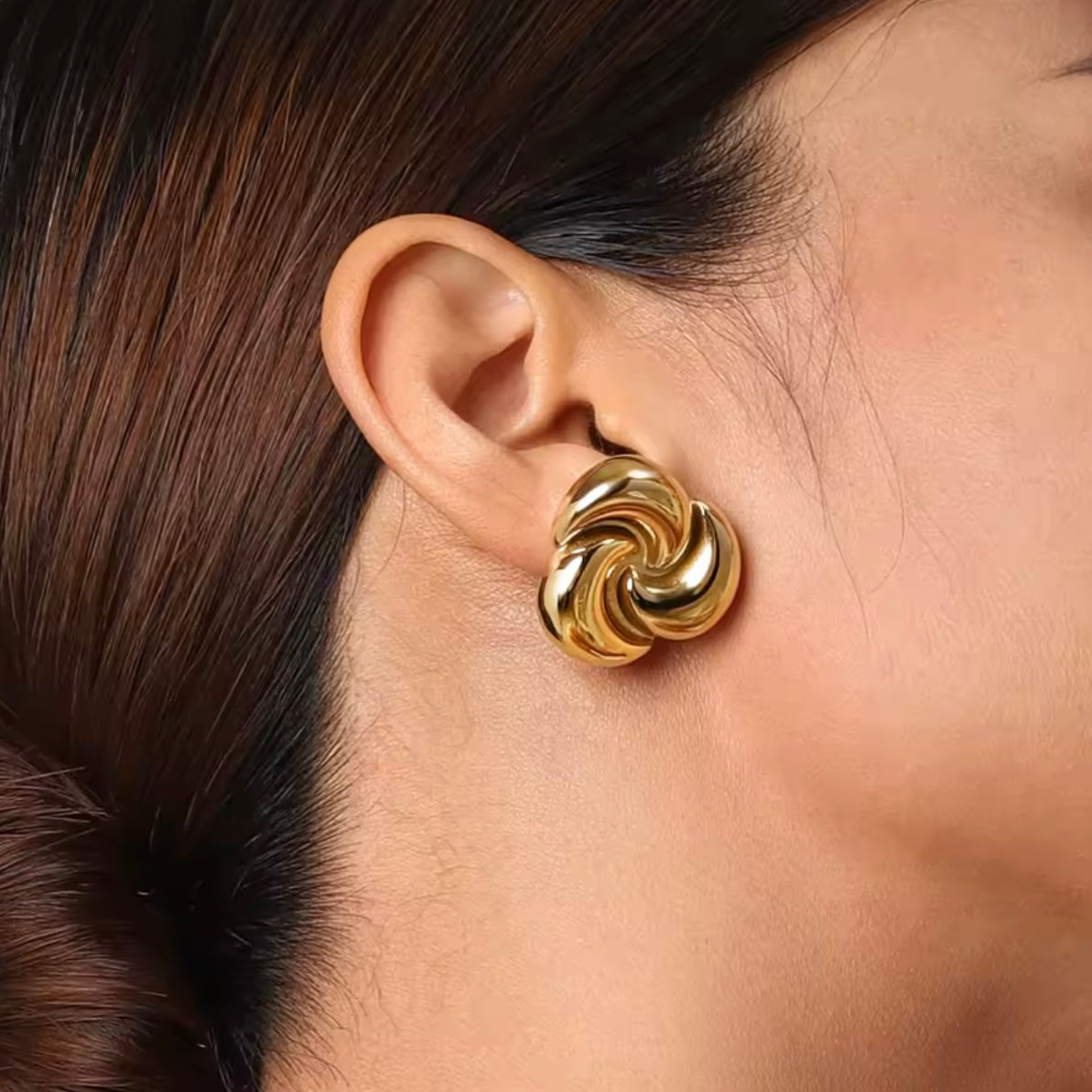 ARETES JASYH