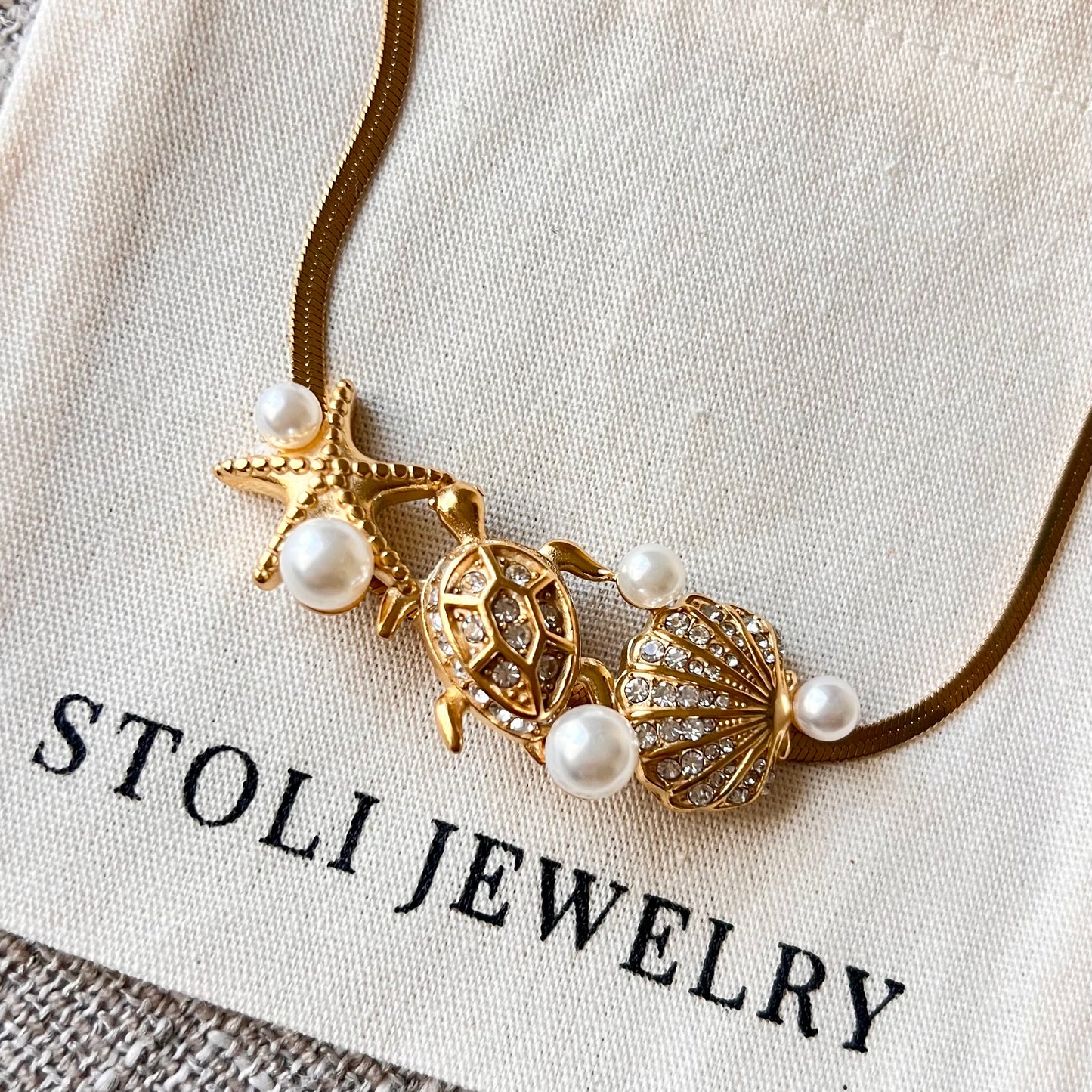 COLLAR HONU