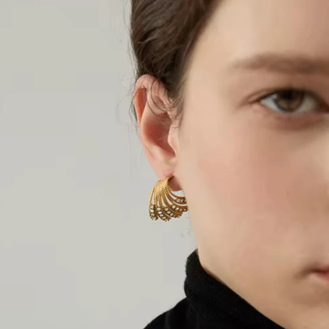 ARETES SKYLA