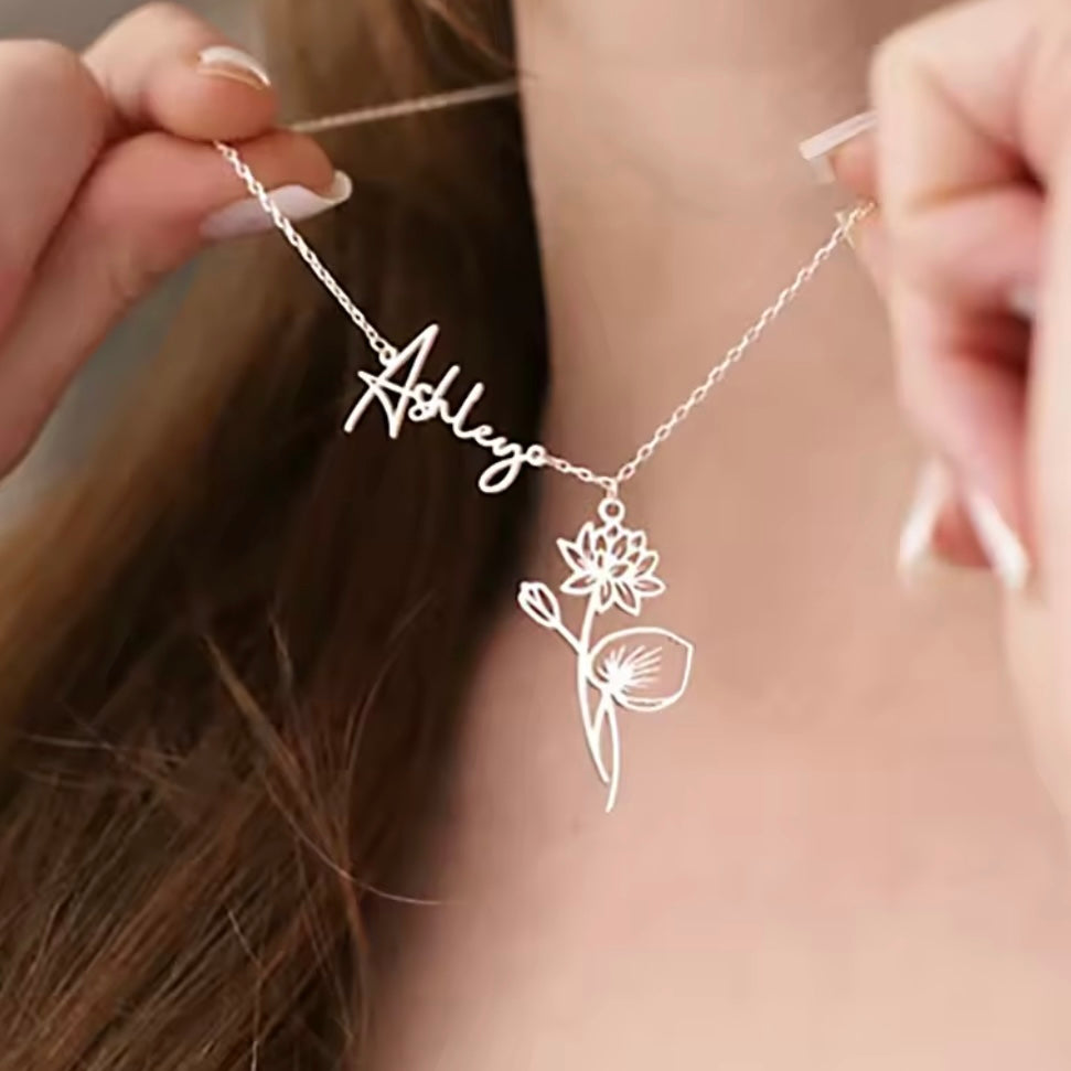 COLLAR CON FLORES