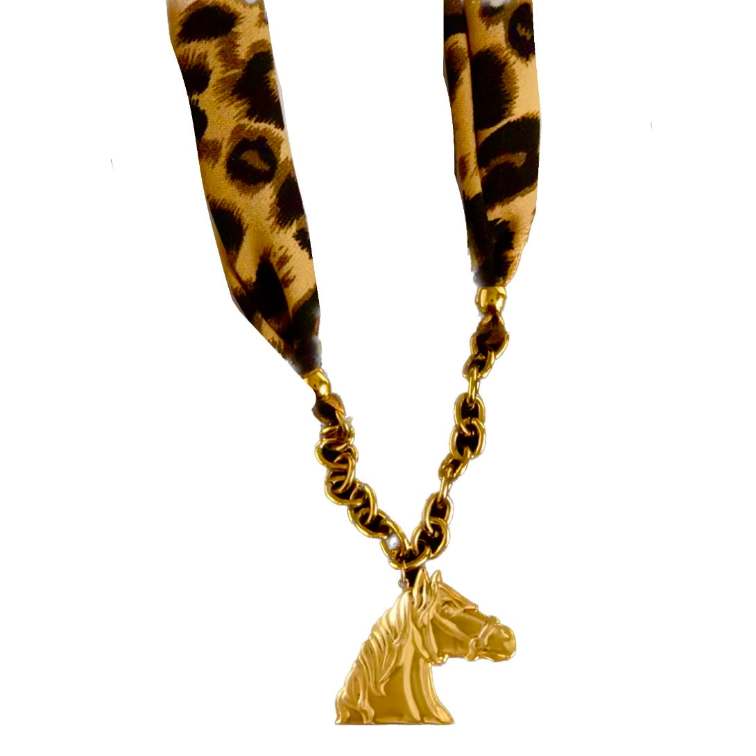 COLLAR