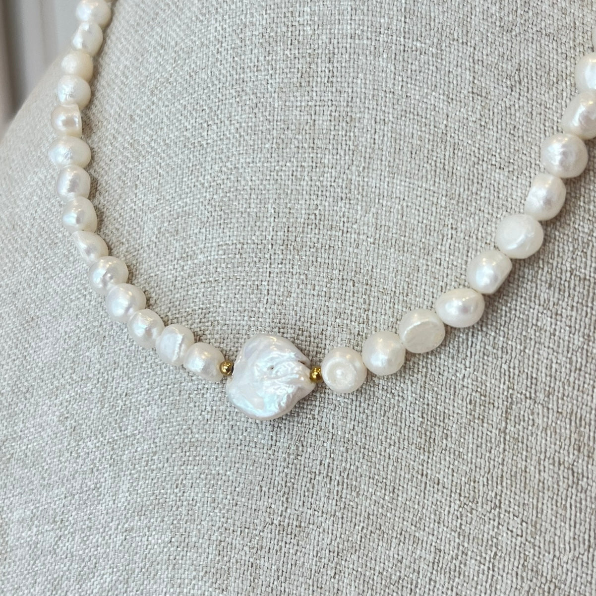 COLLAR