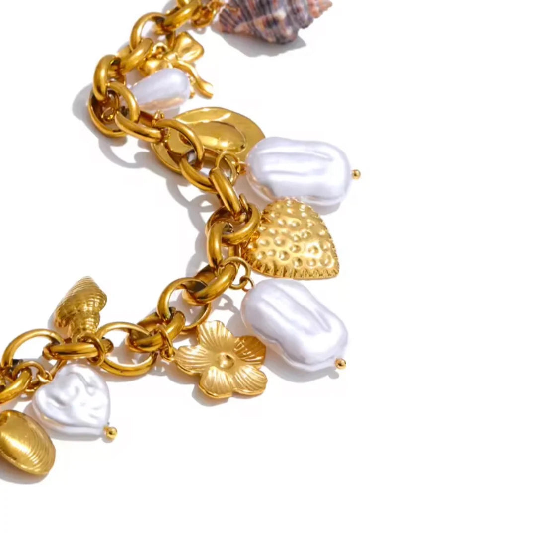 COLLAR CHAPEU