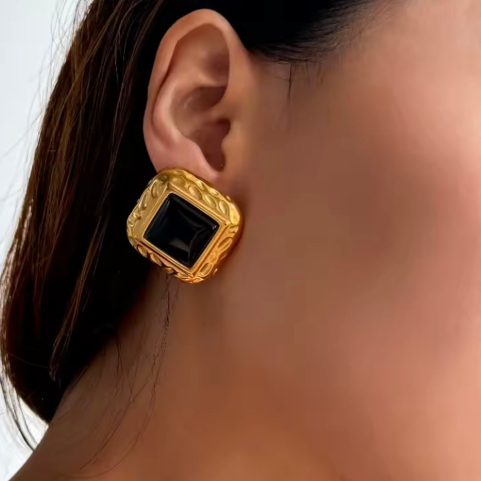 ARETES SHANIE