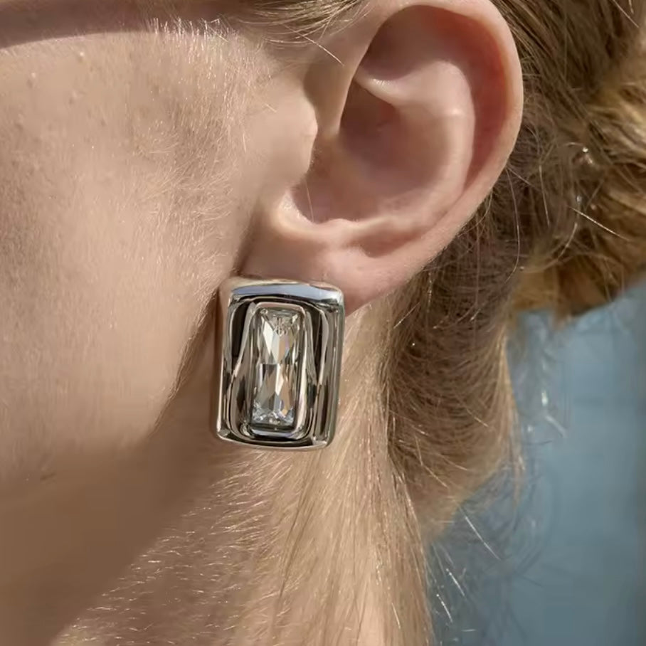 ARETES
