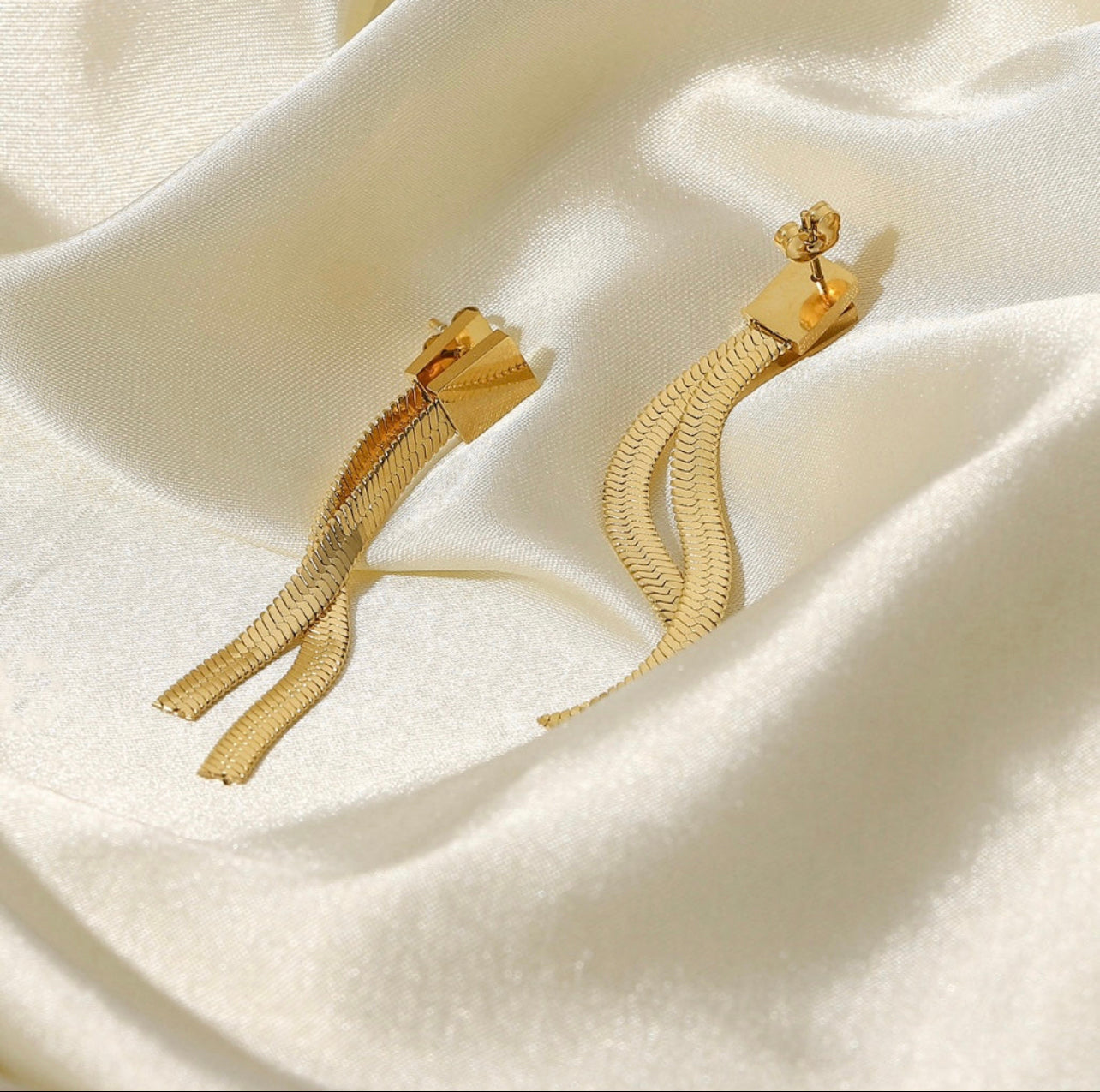 ARETES KLAIRE