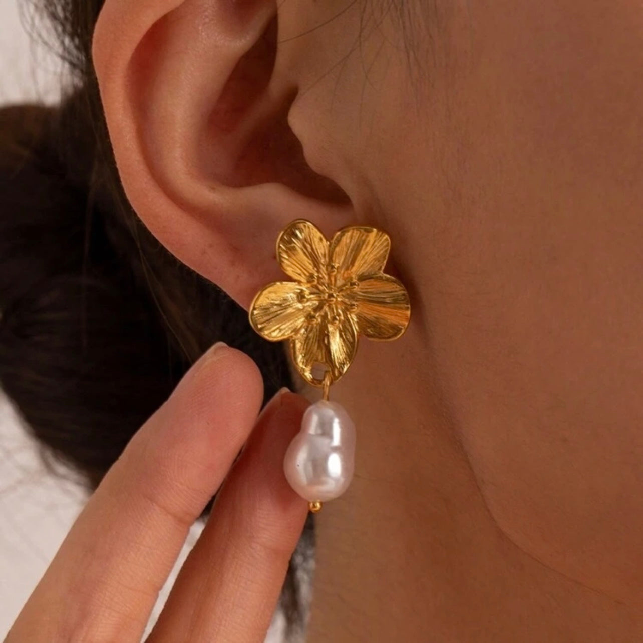 Aretes Stash