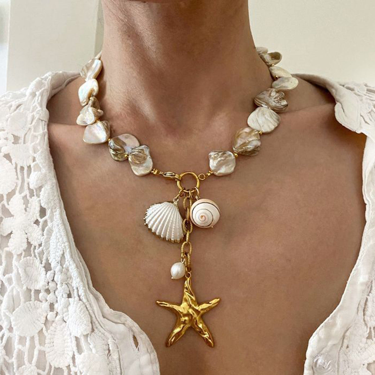 COLLAR SHELL