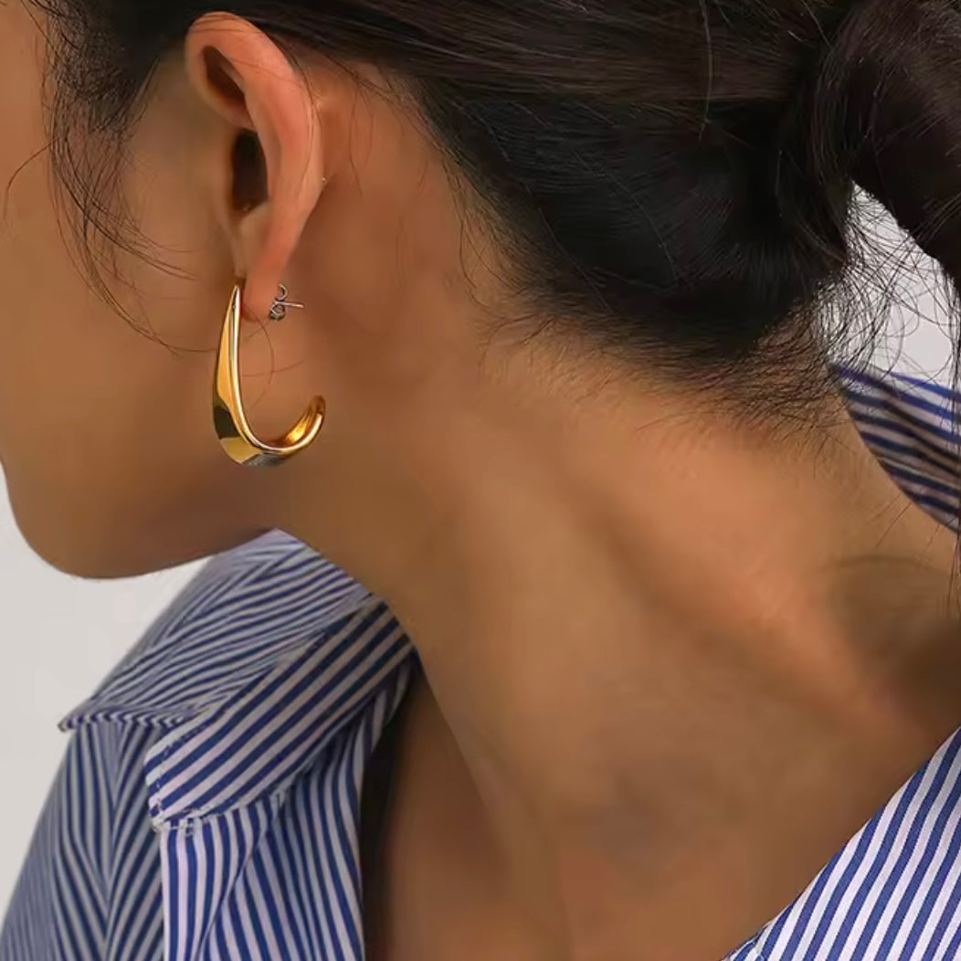 ARETES DHELLA