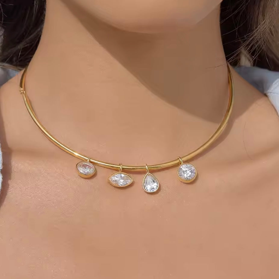 COLLAR