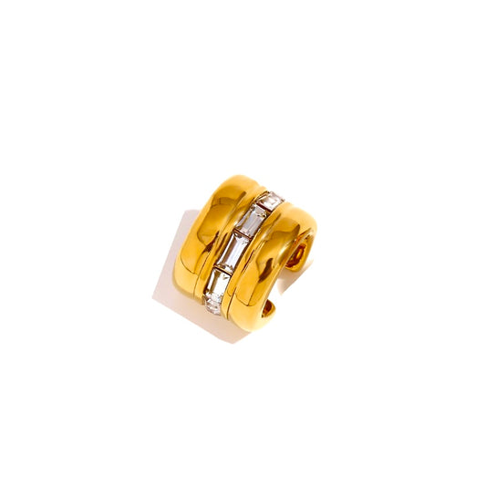 EAR CUFF