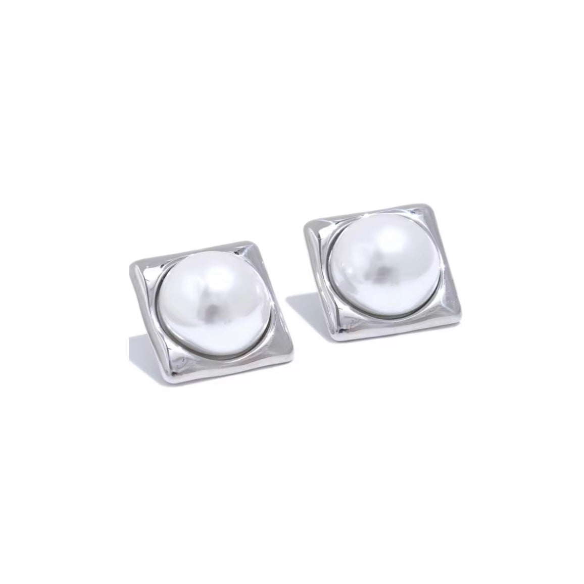 ARETES MELINDA