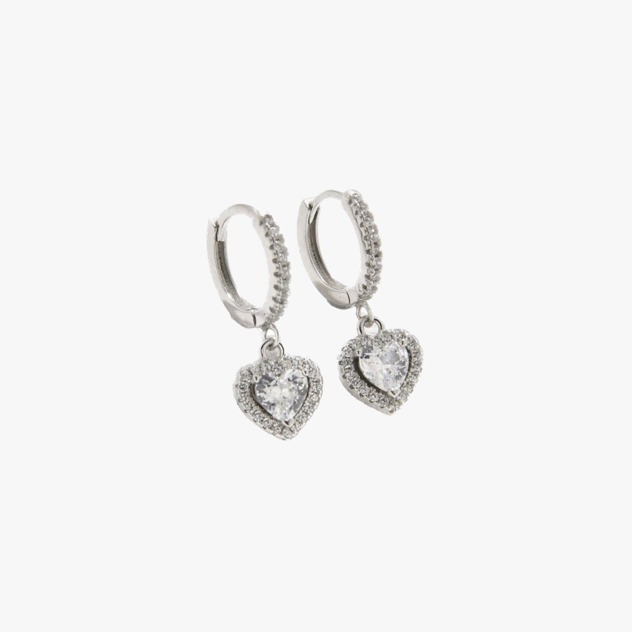 Aretes Love