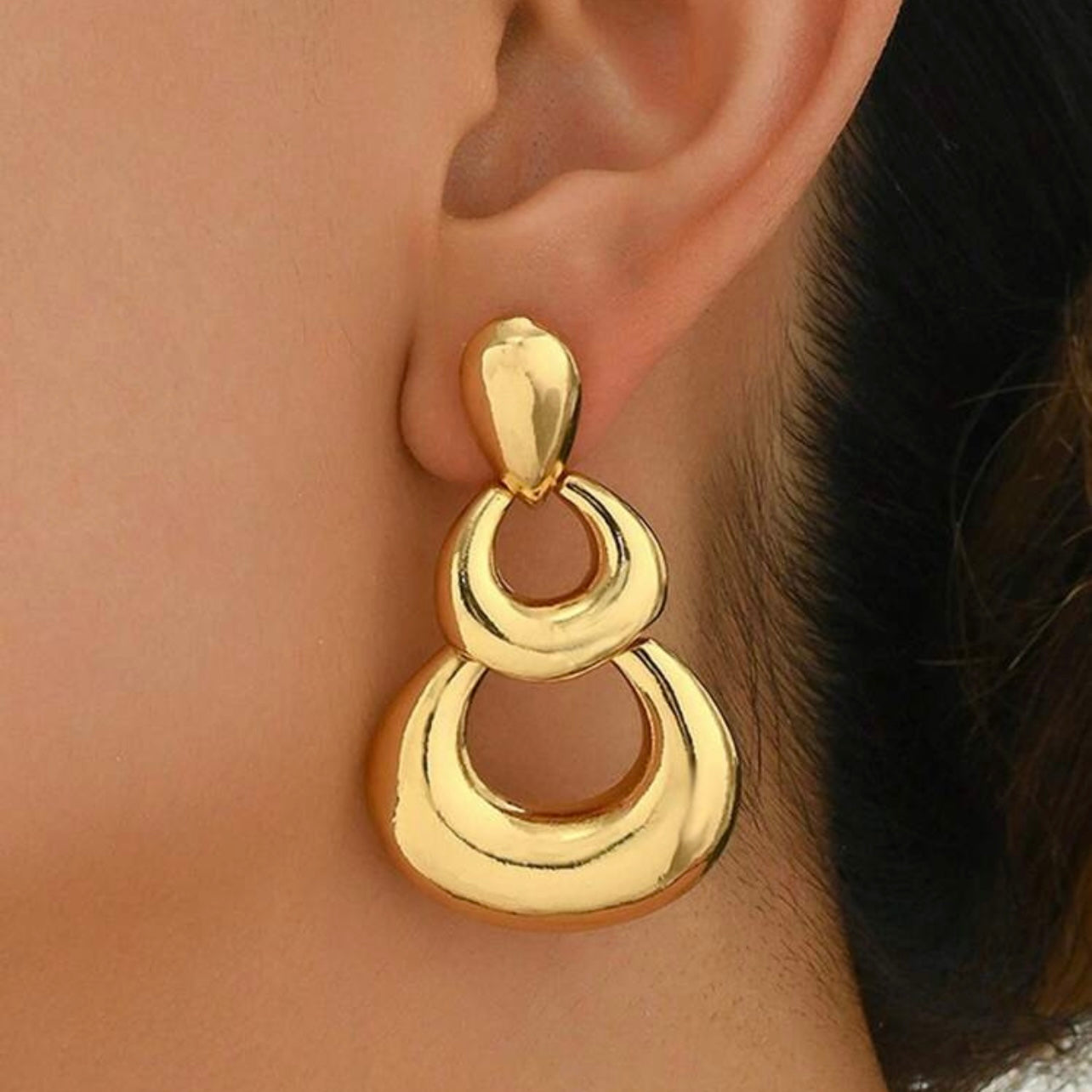 ARETES MAÍÍA