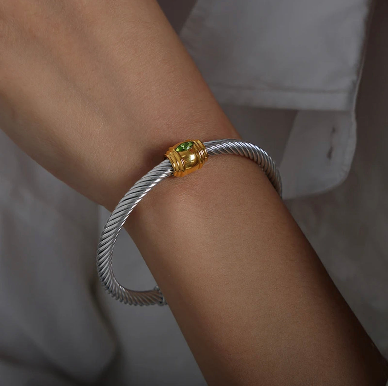 BRAZALETE UNIVER