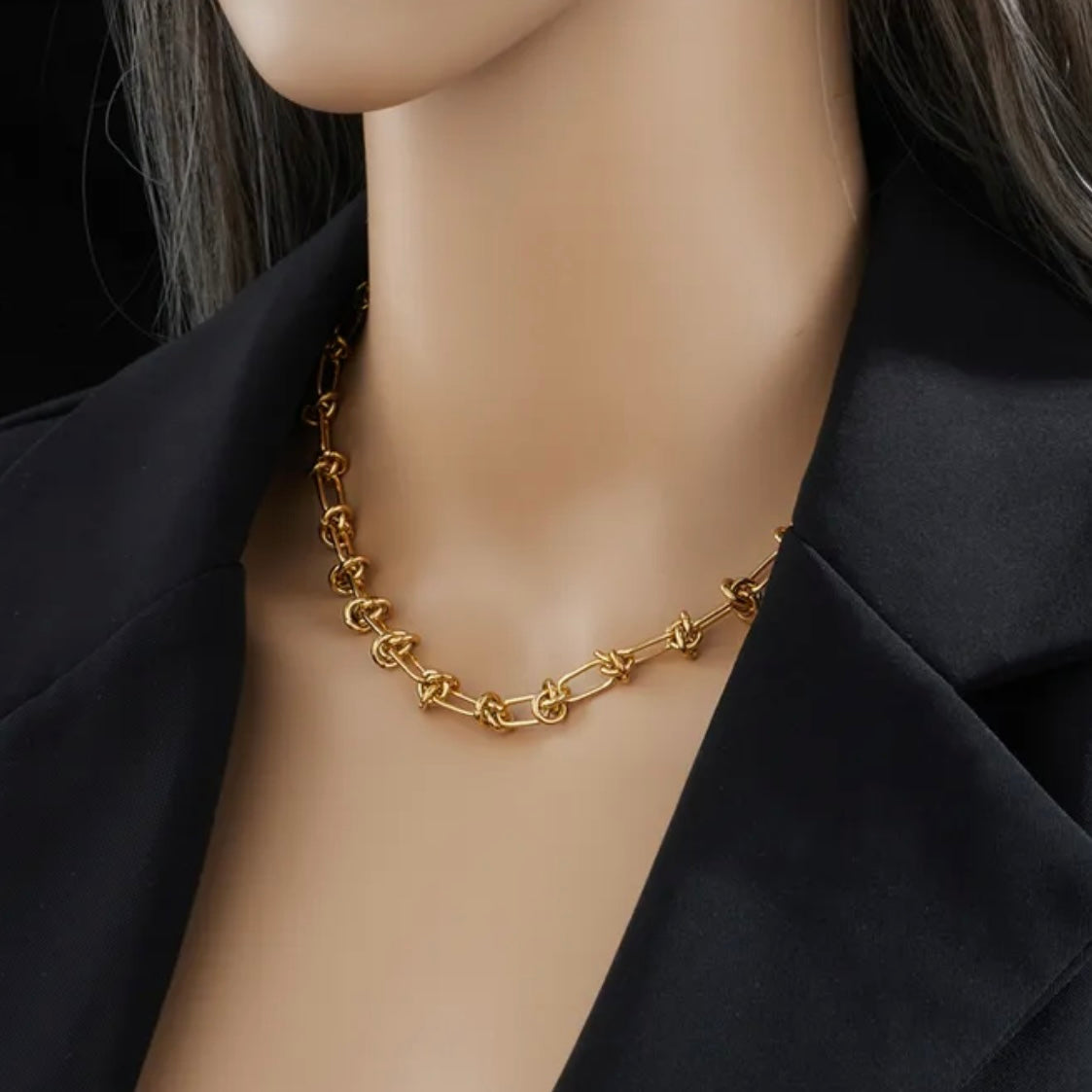 COLLAR ENGARZADO