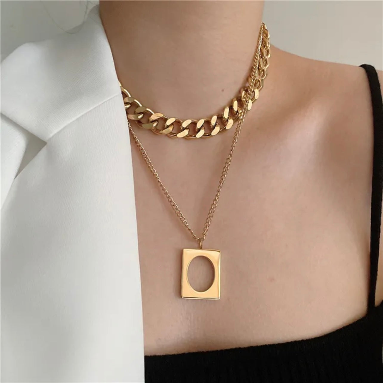 COLLAR CUADRO DOBLE