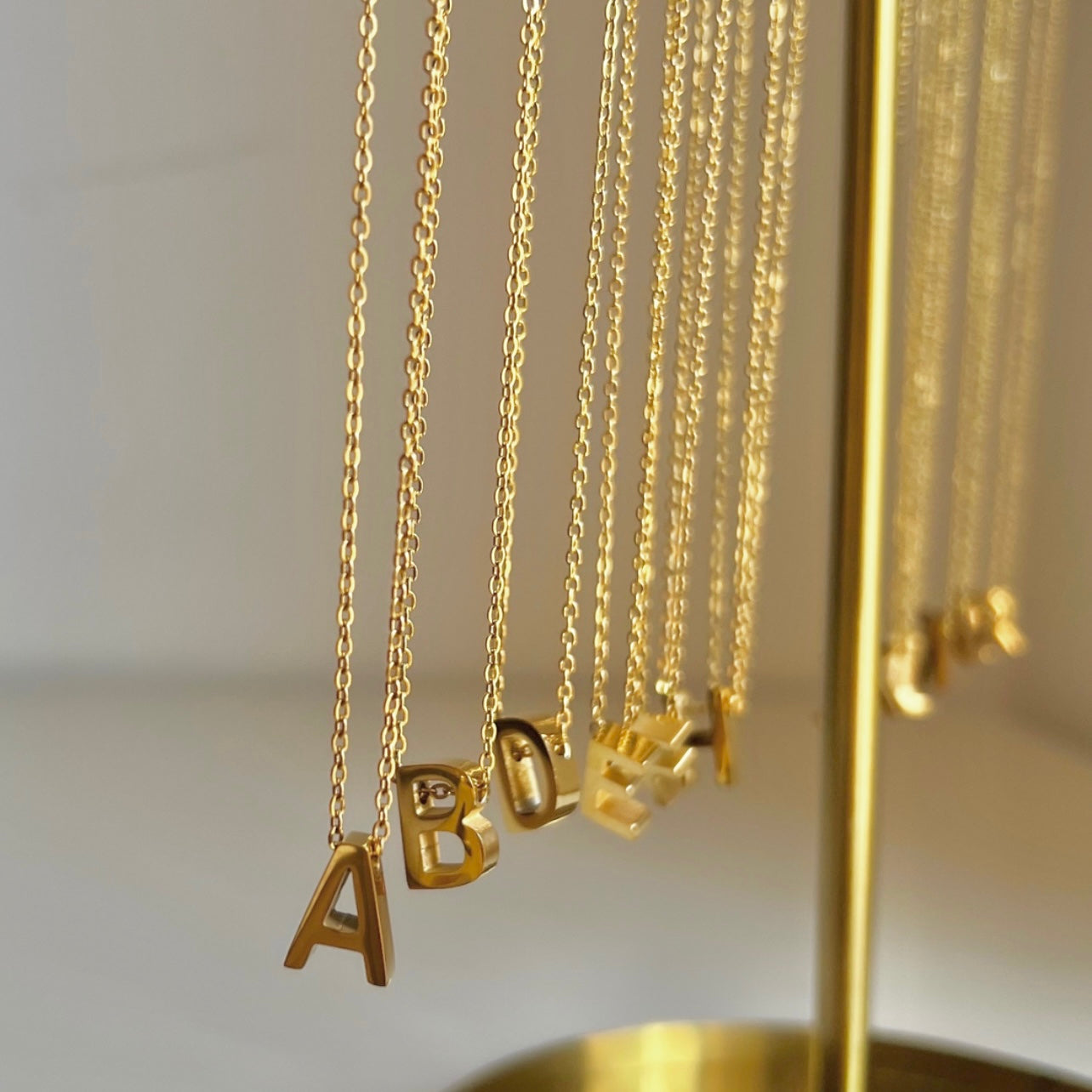 COLLAR INICIAL RELIEVE