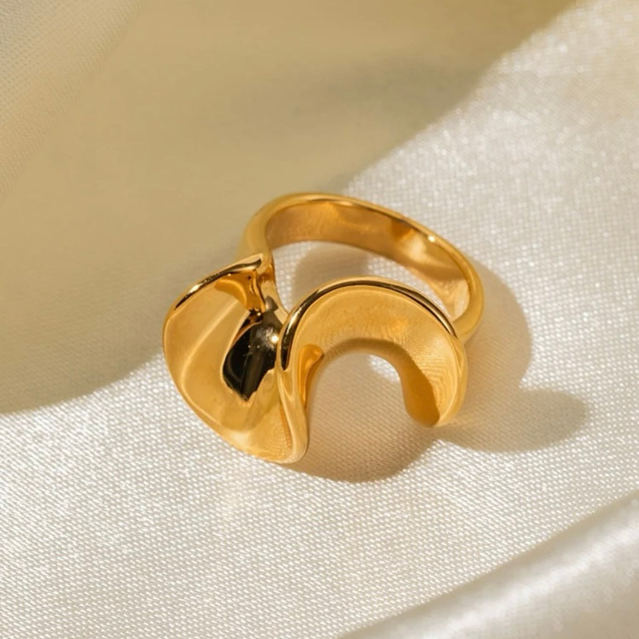 ANILLO NOVA