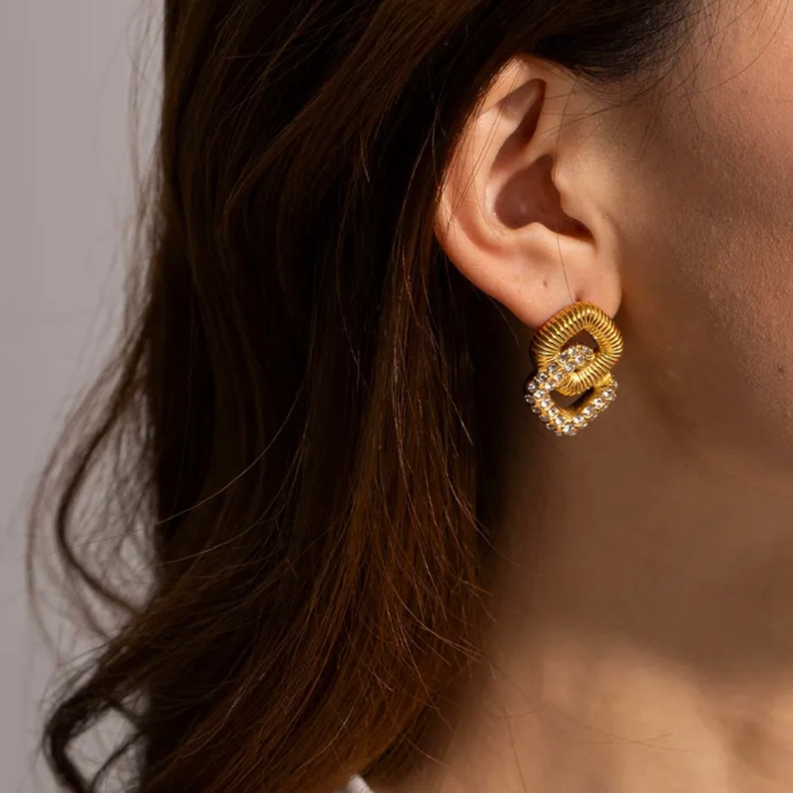 ARETES CONSTANTINE